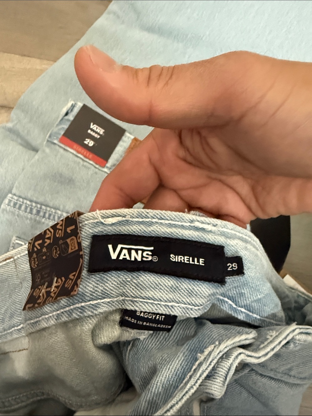 Vans Sirelle Baggy Jeans Women’s Size 29 NWT Light Wash Wide Leg Skate Denim - Picture 8 of 10